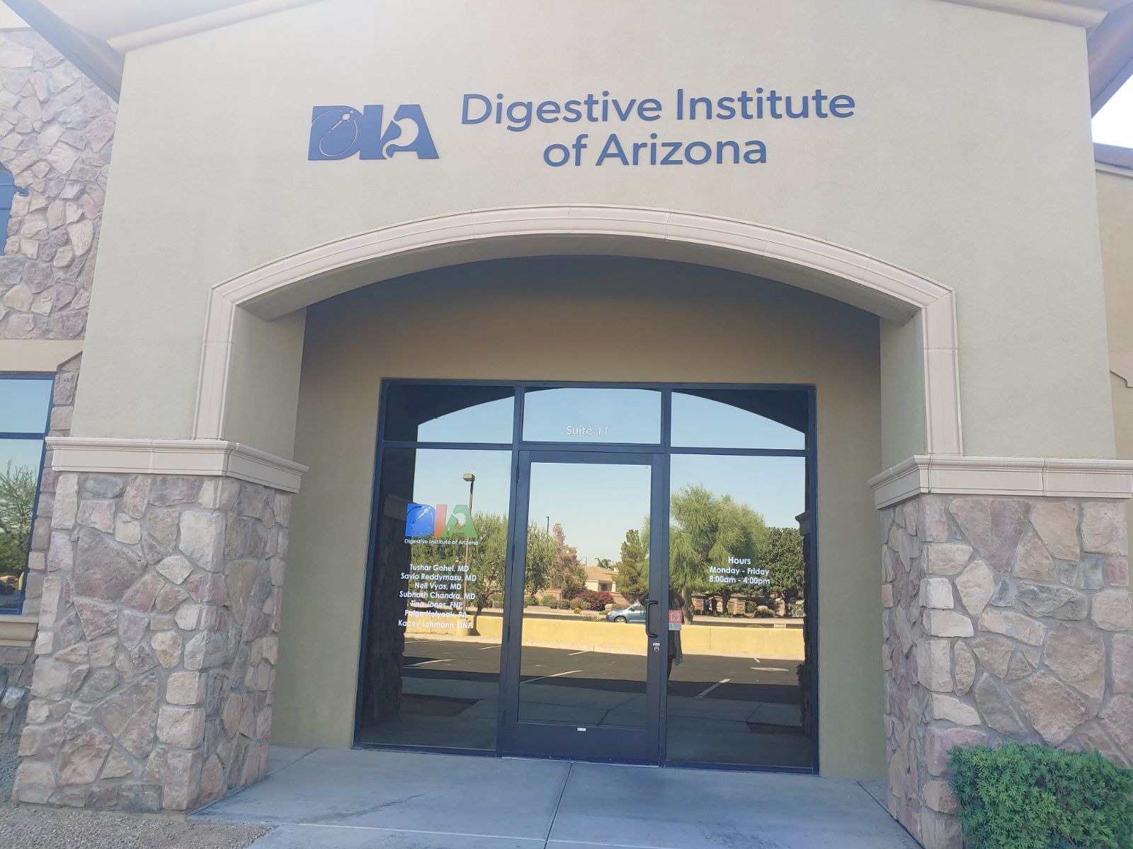 office entrance of Digestive Institute of Arizona, the Digestive Health Clinic